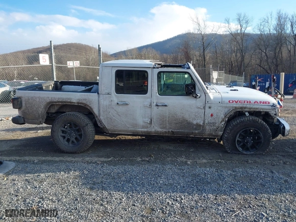 2023 Jeep Gladiator Overland with VIN 1C6HJTFG4PL514441, listed as a IAAI auction lot 41416018 with 56,478 mi miles. Bid and sale history available at carsss.com. Image 12.