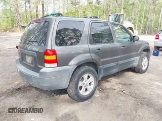 2005 Ford Escape XLT с VIN 1FMYU931X5KA18030, выставлен на аукционе IAAI как лот 42016576 с пробегом 195 788 миль миль и . История ставок и продаж доступна на DreamBid. Изображение 4.