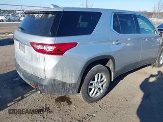 2018 Chevrolet Traverse LS with VIN 1GNEVFKW9JJ278636, listed as a IAAI auction lot 41356423 with 113,783 mi miles. Bid and sale history available at carsss.com. Image 4.