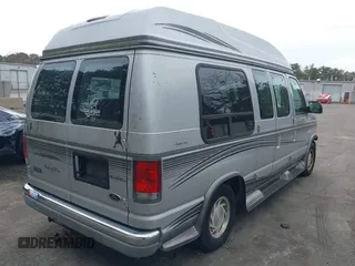 1999 Ford Econoline Cargo z VIN 1FDRE14W1XHA40091, wystawiony jako IAAI lot #41730882 z przebiegiem 221 505 mil mil oraz . Historia ofert i sprzedaży dostępna na DreamBid. Obrazek 4.