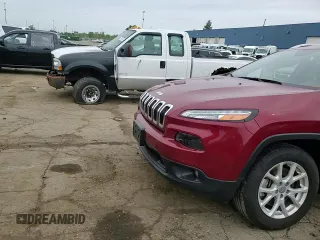 2016 Jeep Cherokee Latitude с VIN 1C4PJMCS5GW261891, выставлен на аукционе Copart как лот 57661815 с пробегом 62 687 миль миль и Списание • Salvage title. История ставок и продаж доступна на DreamBid. Изображение 13.