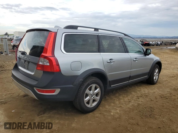 2012 Volvo XC70 3.2L with VIN YV4952BZ5C1132215, listed as a Copart auction lot 86011254 with 222,205 mi miles and Clean Title. Bid and sale history available at DreamBid. Image 3.