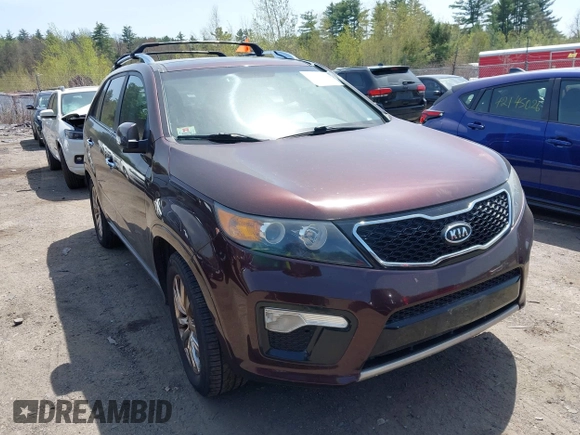2012 Kia Sorento SX with VIN 5XYKW4A22CG232886, listed as a IAAI auction lot 42143760 with 226,098 mi miles. Bid and sale history available at carsss.com. Image 1.