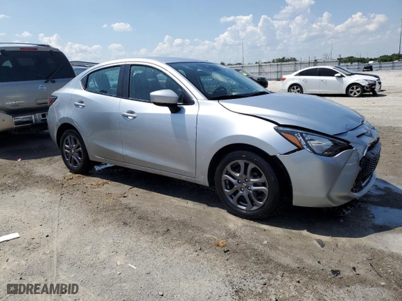 2019 Toyota Yaris Sedan L with VIN 3MYDLBYV6KY501358, listed as a Copart auction lot 54332483 with 38,426 mi miles. Bid and sale history available at carsss.com. Image 4.