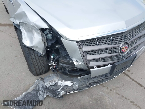2009 Cadillac CTS RWD с VIN 1G6DF577690160058, выставлен на аукционе IAAI как лот 42108078 с пробегом 114 381 миль миль и . История ставок и продаж доступна на DreamBid. Изображение 6.