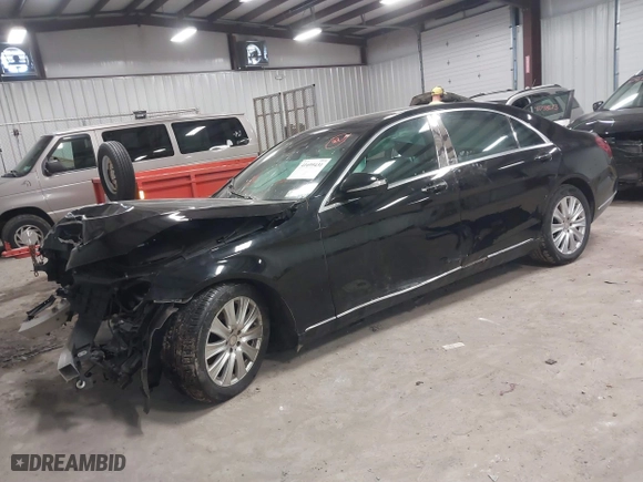 2015 Mercedes-Benz S-Class S 550 with VIN WDDUG8FB9FA070884, listed as a IAAI auction lot 41699431 with 154,273 mi miles. Bid and sale history available at carsss.com. Image 17.