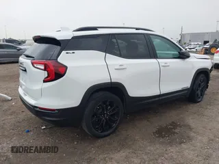 2022 GMC Terrain SLE с VIN 3GKALMEV1NL310132, выставлен на аукционе IAAI как лот 42384627 с пробегом 42 923 миль миль и . История ставок и продаж доступна на DreamBid. Изображение 4.