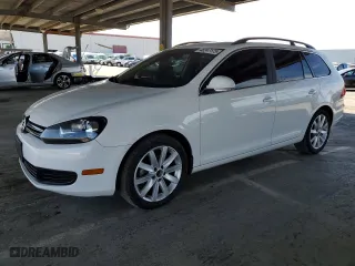 2014 Volkswagen Jetta SportWagen S with VIN 3VWPP7AJ6EM600212, listed as a Copart auction lot 48247175 with 130,338 mi miles and Salvage Title. Bid and sale history available at carsss.com. Image 1.