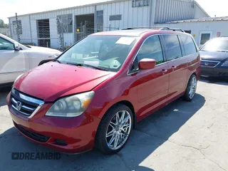 2006 Honda Odyssey EX-L with VIN 5FNRL38756B442865, listed as a IAAI auction lot 42115076 with 183,208 mi miles. Bid and sale history available at carsss.com. Image 2.