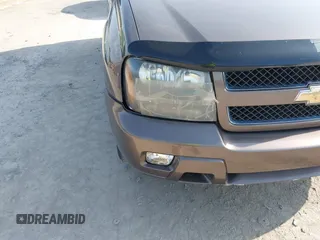 2008 Chevrolet TrailBlazer 3LT with VIN 1GNDT13S682211190, listed as a IAAI auction lot 42112837 with 87,078 mi miles and . Bid and sale history available at DreamBid. Image 6.
