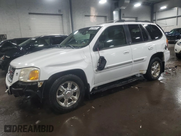 2002 GMC Envoy SLT with VIN 1GKDT13S722453300, listed as a Copart auction lot 45795025 with 158,290 mi miles and Salvage Title. Bid and sale history available at carsss.com. Image 1.