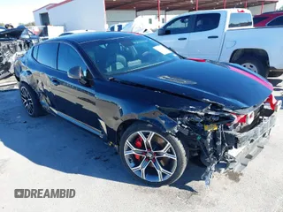 2019 Kia Stinger GT with VIN KNAE35LC1K6058955, listed as a IAAI auction lot 41487102 with 157,632 mi miles. Bid and sale history available at carsss.com. Image 1.