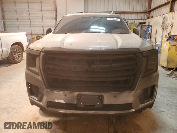 2021 GMC Yukon SLT with VIN 1GKS1BKD3MR185989, listed as a Copart auction lot 45839325 with 0 mi miles and Salvage Title. Bid and sale history available at carsss.com. Image 5.