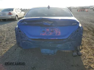 2020 Genesis G70 2.0T z VIN KMTG64LAXLU056650, wystawiony jako Copart lot #79948164 z przebiegiem 26 726 mil mil oraz Szkoda całkowita • Salvage title. Historia ofert i sprzedaży dostępna na DreamBid. Obrazek 6.