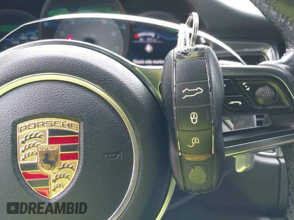 2015 Porsche Macan S z VIN WP1AB2A53FLB65406, wystawiony jako IAAI lot #42202535 z przebiegiem 135 492 mil mil oraz . Historia ofert i sprzedaży dostępna na DreamBid. Obrazek 11.