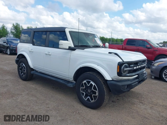 2024 Ford Bronco Outer Banks with VIN 1FMEE8BP7RLA34167, listed as a IAAI auction lot 40509267 with 2,180 mi miles. Bid and sale history available at carsss.com. Image 1.