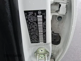 2018 Toyota Prius One with VIN JTDKDTB39J1615454, listed as a Copart auction lot 52724695 with 53,806 mi miles and Clean Title. Bid and sale history available at DreamBid. Image 12.