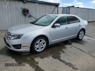 2010 Ford Fusion SE with VIN 3FAHP0HAXAR184611, listed as a Copart auction lot 49190085 with 129,111 mi miles and Clean Title. Bid and sale history available at carsss.com. Image 1.