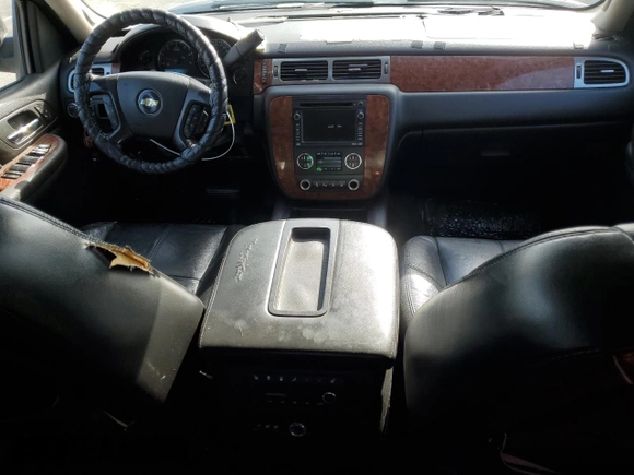 2007 Chevrolet Tahoe LT с VIN 1GNFC13017R109647, выставлен на аукционе Copart как лот 42460135 с пробегом 197 566 миль миль и Чистый • Clean title. История ставок и продаж доступна на DreamBid. Изображение 8.