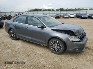 2013 Volkswagen Jetta SEL с VIN 3VWLX7AJ9DM445880, выставлен на аукционе Copart как лот 62059235 с пробегом 231 887 миль миль и Списание • Salvage title. История ставок и продаж доступна на DreamBid. Изображение 4.