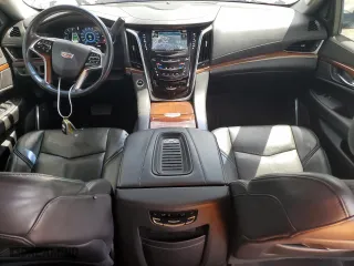 2019 Cadillac Escalade Luxury with VIN 1GYS3BKJ7KR241080, listed as a Copart auction lot 69172554 with 81,160 mi miles and Salvage Title. Bid and sale history available at carsss.com. Image 8.