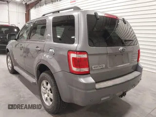 2008 Ford Escape Limited with VIN 1FMCU94178KC99233, listed as a IAAI auction lot 41820482 with 212,498 mi miles. Bid and sale history available at carsss.com. Image 3.