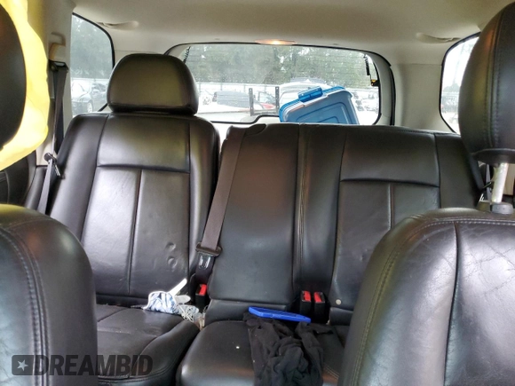 2006 GMC Envoy SLE with VIN 1GKDS13S562135135, listed as a Copart auction lot 88353995 with 159,251 mi miles and Salvage Title. Bid and sale history available at carsss.com. Image 10.