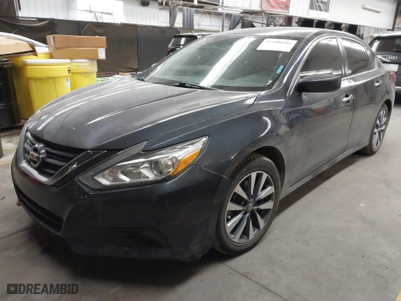 2017 Nissan Altima 2.5 SV with VIN 1N4AL3AP3HC124367, listed as a IAAI auction lot 41588541 with 112,482 mi miles. Bid and sale history available at carsss.com. Image 2.