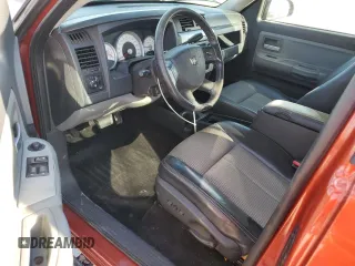 2008 Dodge Dakota z VIN 1D7HW62K78S501945, wystawiony jako Copart lot #46787265 z przebiegiem 148 742 mil mil oraz Szkoda całkowita • Salvage title. Historia ofert i sprzedaży dostępna na DreamBid. Obrazek 8.