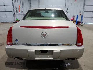 2008 Cadillac DTS 1SC z VIN 1G6KD57Y08U120815, wystawiony jako Copart lot #43874845 z przebiegiem 80 618 mil mil oraz Czysty tytuł • Clean title. Historia ofert i sprzedaży dostępna na DreamBid. Obrazek 6.