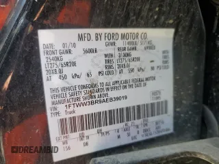 2010 Ford F-350 XL z VIN 1FTWW3BR9AEB39019, wystawiony jako Copart lot #54991745 z przebiegiem 147 279 mil mil oraz Szkoda całkowita • Salvage title. Historia ofert i sprzedaży dostępna na DreamBid. Obrazek 12.