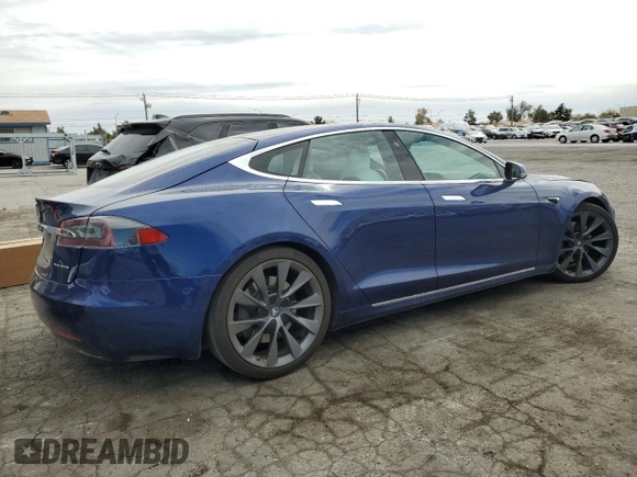 2020 Tesla Model S Long Range with VIN 5YJSA1E20LF415038, listed as a Copart auction lot 48950225 with 61,946 mi miles and Salvage title. Bid and sale history available at DreamBid. Image 3.