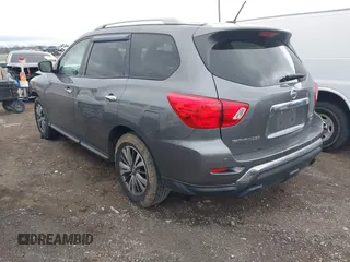 2018 Nissan Pathfinder S z VIN 5N1DR2MM3JC661596, wystawiony jako IAAI lot #41829093 z przebiegiem 115 446 mil mil oraz . Historia ofert i sprzedaży dostępna na DreamBid. Obrazek 3.