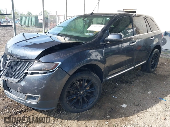 2014 Lincoln MKX with VIN 2LMDJ8JK9EBL16189, listed as a IAAI auction lot 42152268 with 215,862 mi miles and . Bid and sale history available at DreamBid. Image 19.