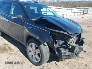 2017 GMC Acadia Limited z VIN 1GKKRSKD6HJ280835, wystawiony jako IAAI lot #41343049 z przebiegiem 104 167 mil mil oraz . Historia ofert i sprzedaży dostępna na DreamBid. Obrazek 12.