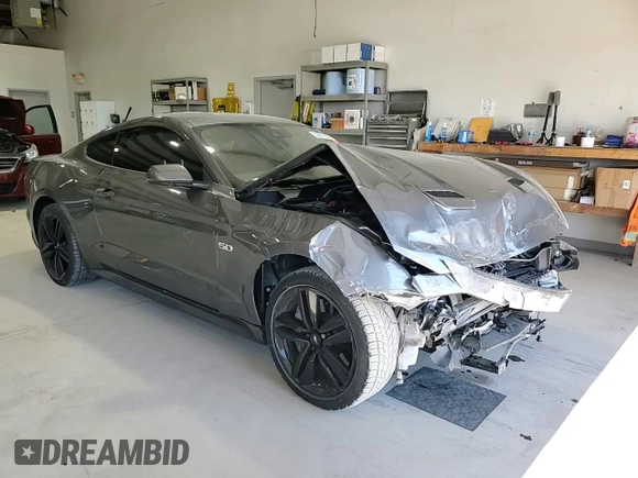 2021 Ford Mustang GT z VIN 1FA6P8CF3M5148372, wystawiony jako Copart lot #50821305 z przebiegiem 56 312 mil mil oraz Szkody całkowita. Historia ofert i sprzedaży dostępna na DreamBid. Obrazek 10.