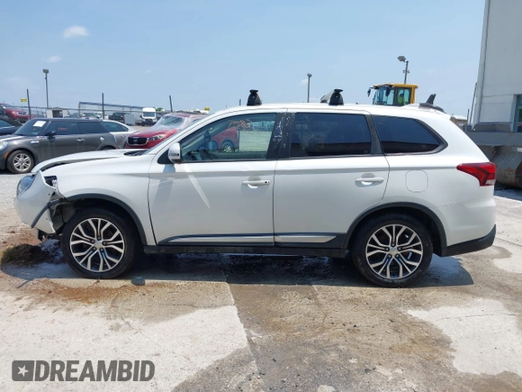 2018 Mitsubishi Outlander ES with VIN JA4AZ3A33JZ009318, listed as a IAAI auction lot 41007583 with 81,507 mi miles and . Bid and sale history available at DreamBid. Image 14.