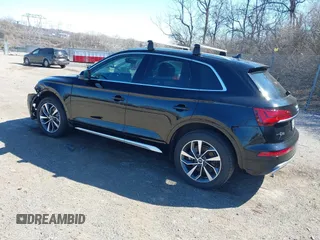2021 Audi Q5 Premium Plus with VIN WA1BAAFY0M2018978, listed as a IAAI auction lot 41827330 with 72,730 mi miles. Bid and sale history available at carsss.com. Image 3.