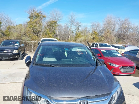 2018 Honda Odyssey LX with VIN 5FNRL6H2XJB041746, listed as a IAAI auction lot 41232936 with 119,509 mi miles. Bid and sale history available at carsss.com. Image 12.