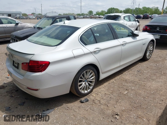 2014 BMW 5 Series 528i z VIN WBA5A5C52ED502948, wystawiony jako IAAI lot #42179994 z przebiegiem 120 601 mil mil oraz . Historia ofert i sprzedaży dostępna na DreamBid. Obrazek 4.