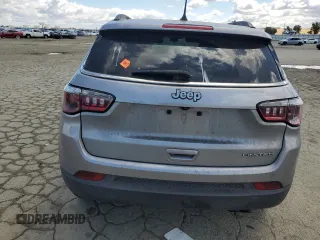 2020 Jeep Compass Limited with VIN 3C4NJCCB3LT128807, listed as a Copart auction lot 56673705 with 94,903 mi miles and Salvage title. Bid and sale history available at DreamBid. Image 6.