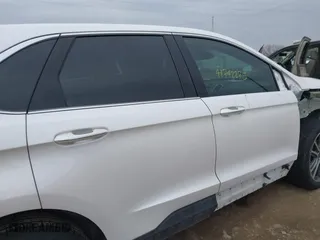 2019 Ford Edge Titanium with VIN 2FMPK3K96KBB68132, listed as a IAAI auction lot 41742275 with 91,339 mi miles. Bid and sale history available at carsss.com. Image 14.