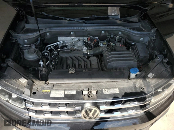 2019 Volkswagen Atlas SE with VIN 1V2WR2CA5KC518427, listed as a Copart auction lot 61795415 with 45,695 mi miles and Salvage title. Bid and sale history available at DreamBid. Image 11.