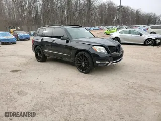 2015 Mercedes-Benz GLK-Class GLK 350 with VIN WDCGG5HB5FG382730, listed as a Copart auction lot 45935845 with 152,395 mi miles and Salvage Title. Bid and sale history available at carsss.com. Image 14.