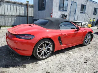 2019 Porsche 718 Boxster z VIN WP0CA2A84KS210831, wystawiony jako Copart lot #49316015 z przebiegiem 53 539 mil mil oraz Szkoda całkowita • Salvage title. Historia ofert i sprzedaży dostępna na DreamBid. Obrazek 3.