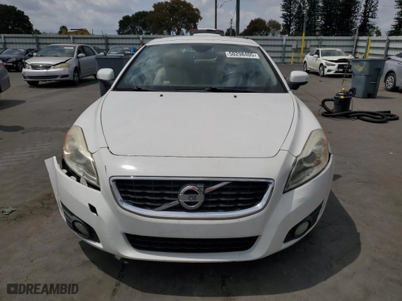 2011 Volvo C70 with VIN YV1672MC3BJ118430, listed as a Copart auction lot 50298405 with 77,501 mi miles and Clean Title. Bid and sale history available at carsss.com. Image 5.