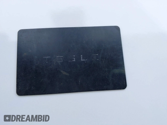 2022 Tesla Model 3 Long Range z VIN 5YJ3E1EB2NF183893, wystawiony jako IAAI lot #42130396 z przebiegiem 25 552 mil mil oraz . Historia ofert i sprzedaży dostępna na DreamBid. Obrazek 11.