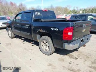 2011 Chevrolet Silverado 1500 LS with VIN 3GCPKREA4BG353984, listed as a IAAI auction lot 42094148 with 218,766 mi miles. Bid and sale history available at carsss.com. Image 3.