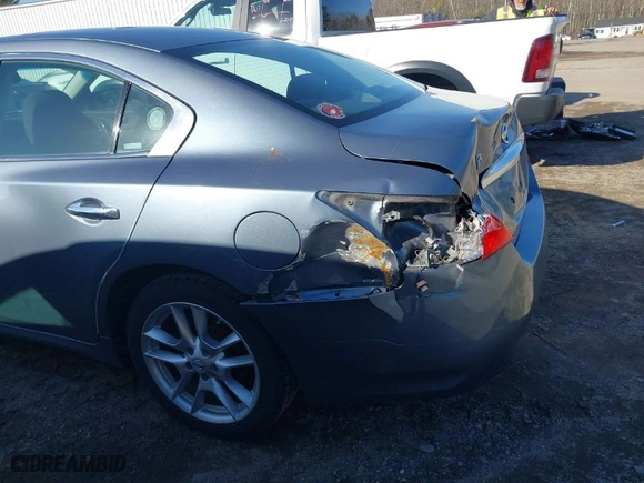 2010 Nissan Maxima 3.5 SV with VIN 1N4AA5AP8AC846294, listed as a IAAI auction lot 41790763 with 71,002 mi miles. Bid and sale history available at carsss.com. Image 12.