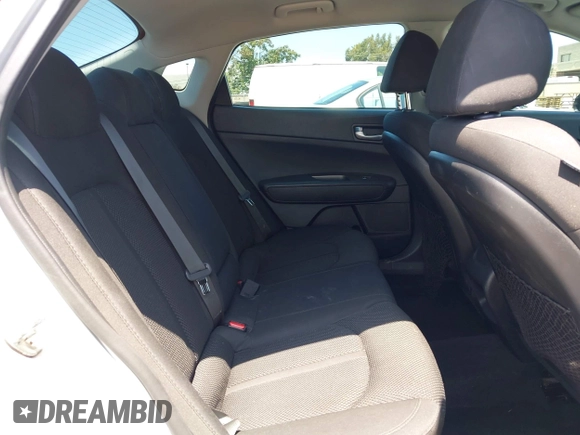 2019 Kia Optima LX z VIN 5XXGT4L34KG340899, wystawiony jako IAAI lot #42445116 z przebiegiem 118 188 mil mil oraz . Historia ofert i sprzedaży dostępna na DreamBid. Obrazek 8.